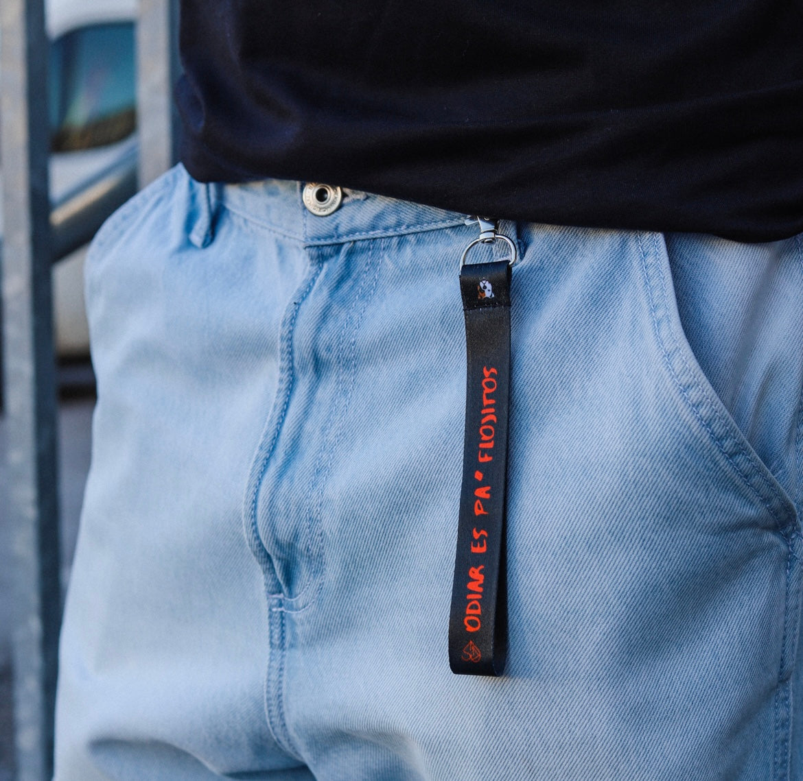 BRAVE LOVE LANYARD BLACK